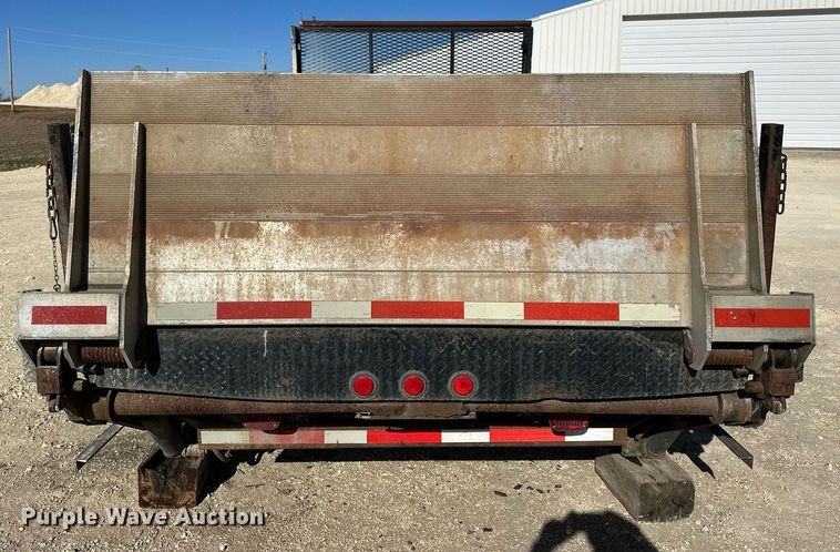 image for item OK9179 Flat bed with Lift