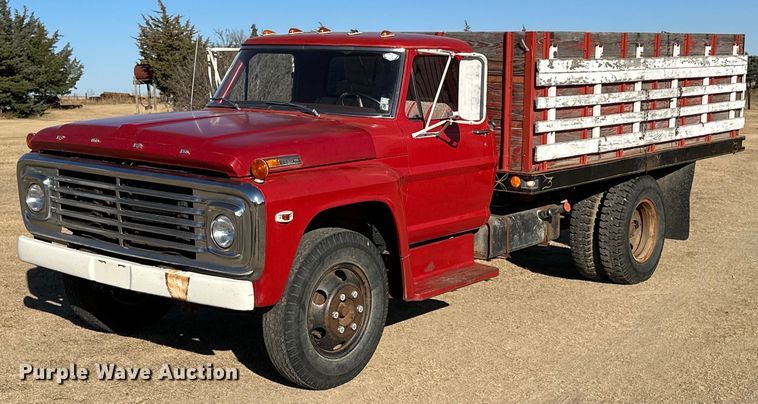 image for item OK9181 1969 Ford F600  grain truck