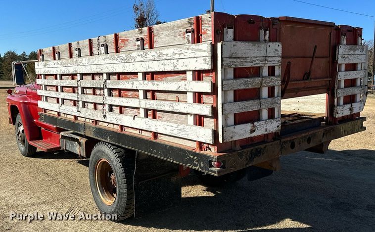 image for item OK9181 1969 Ford F600  grain truck