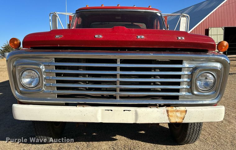 image for item OK9181 1969 Ford F600  grain truck