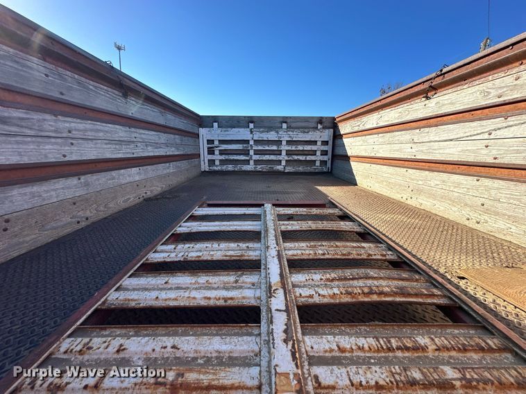 image for item OK9181 1969 Ford F600  grain truck