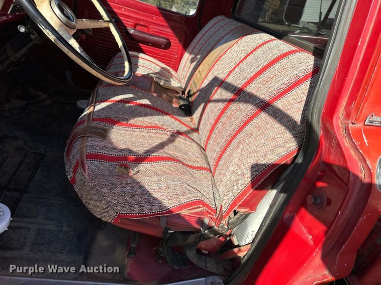 image for item OK9181 1969 Ford F600  grain truck