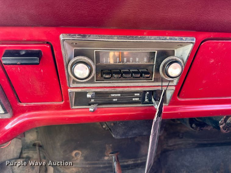 image for item OK9181 1969 Ford F600  grain truck