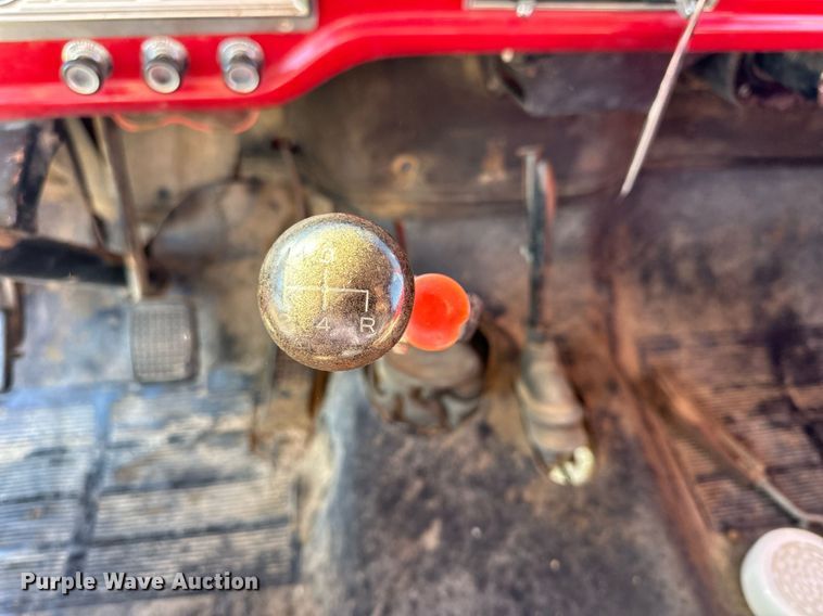 image for item OK9181 1969 Ford F600  grain truck