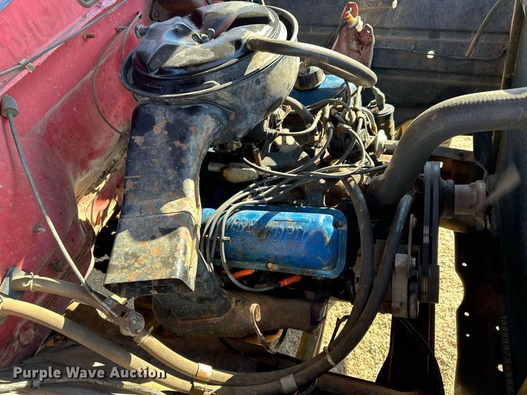 image for item OK9181 1969 Ford F600  grain truck