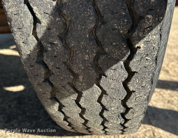 image for item OK9181 1969 Ford F600  grain truck