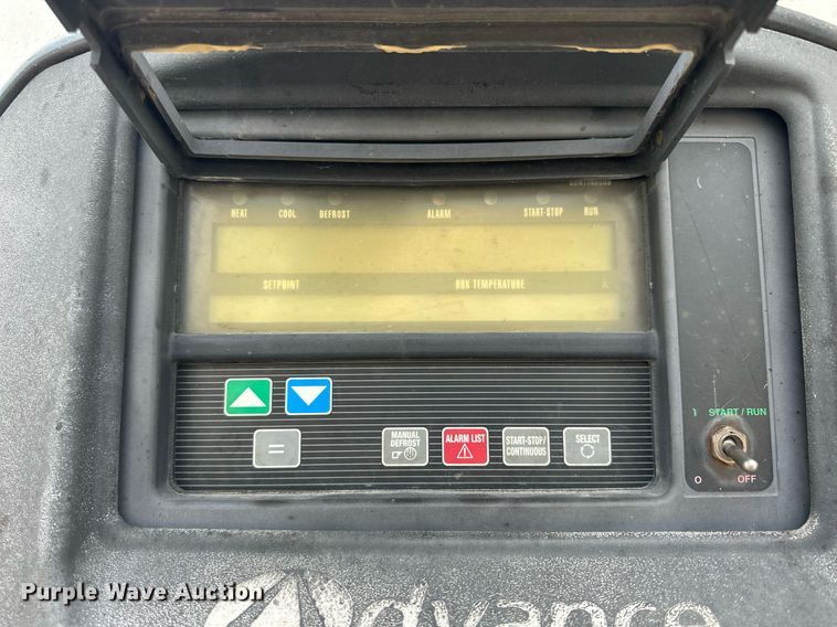 image for item OK9190 2007 Utility 3000R  refrigerated van trailer