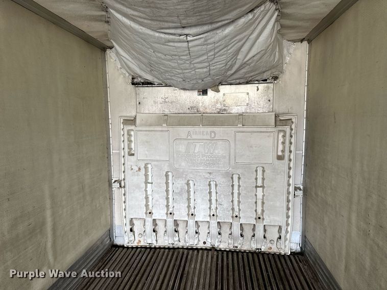 image for item OK9190 2007 Utility 3000R  refrigerated van trailer