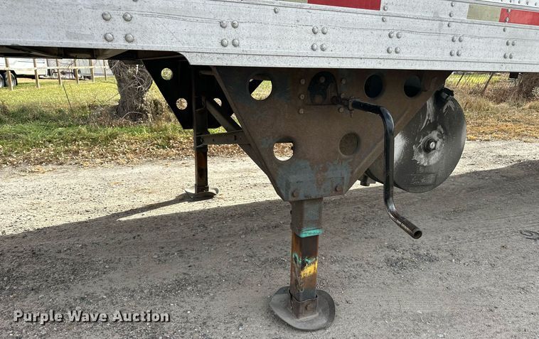 image for item OK9190 2007 Utility 3000R  refrigerated van trailer