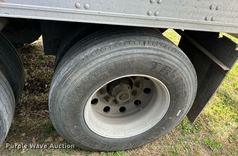 image for item OK9190 2007 Utility 3000R  refrigerated van trailer