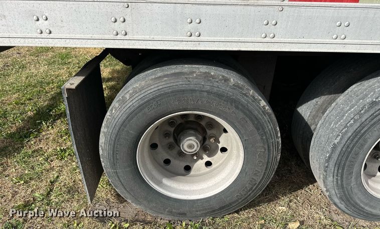 image for item OK9190 2007 Utility 3000R  refrigerated van trailer