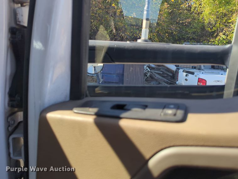 image for item OL9122 2015 Kenworth T680  semi truck