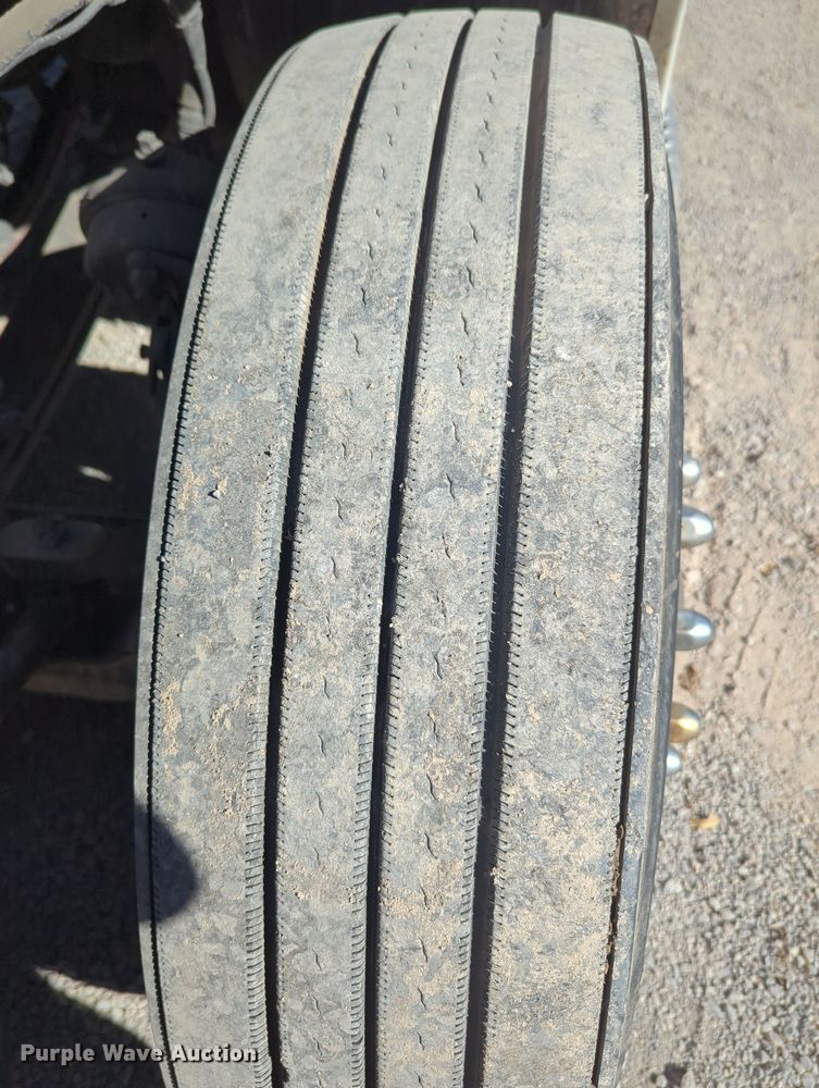 image for item OL9122 2015 Kenworth T680  semi truck