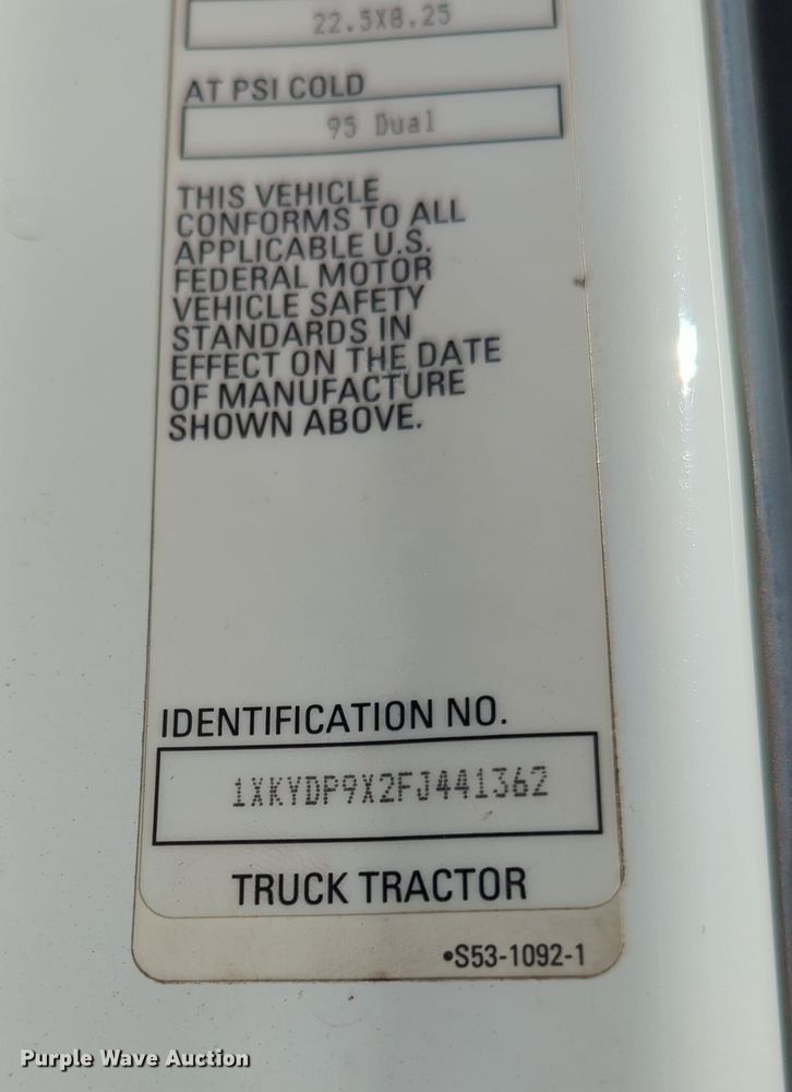 image for item OL9122 2015 Kenworth T680  semi truck