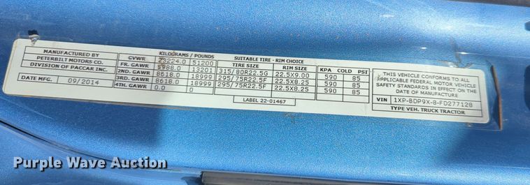 image for item OL9123 2015 Peterbilt 579  semi truck