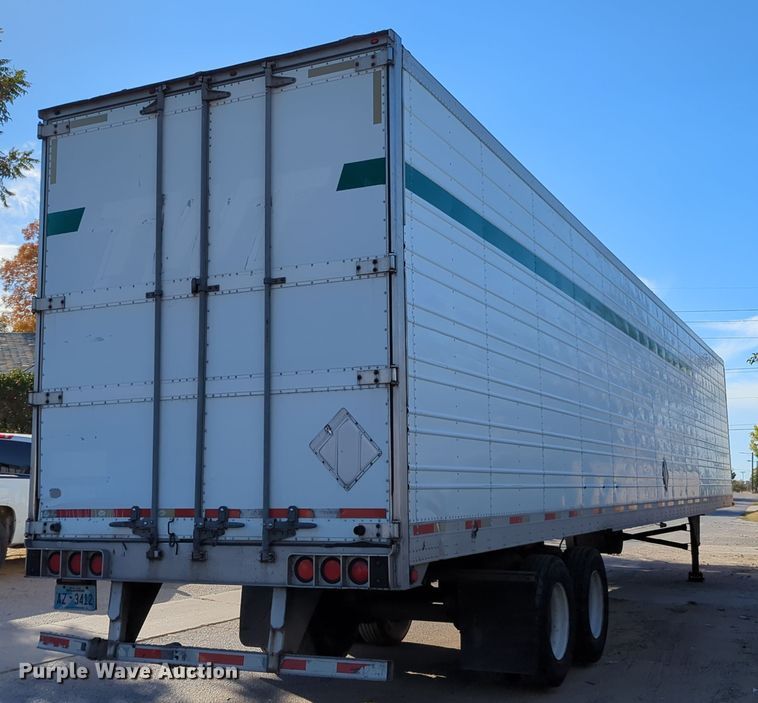 image for item OL9126 2008 Utility  refrigerated van trailer