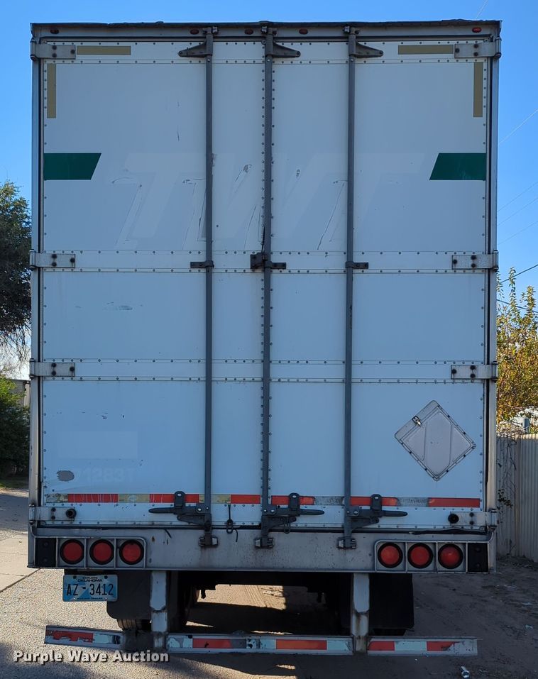 image for item OL9126 2008 Utility  refrigerated van trailer