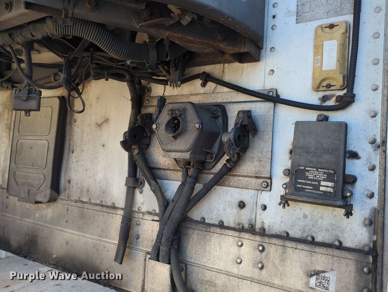 image for item OL9126 2008 Utility  refrigerated van trailer