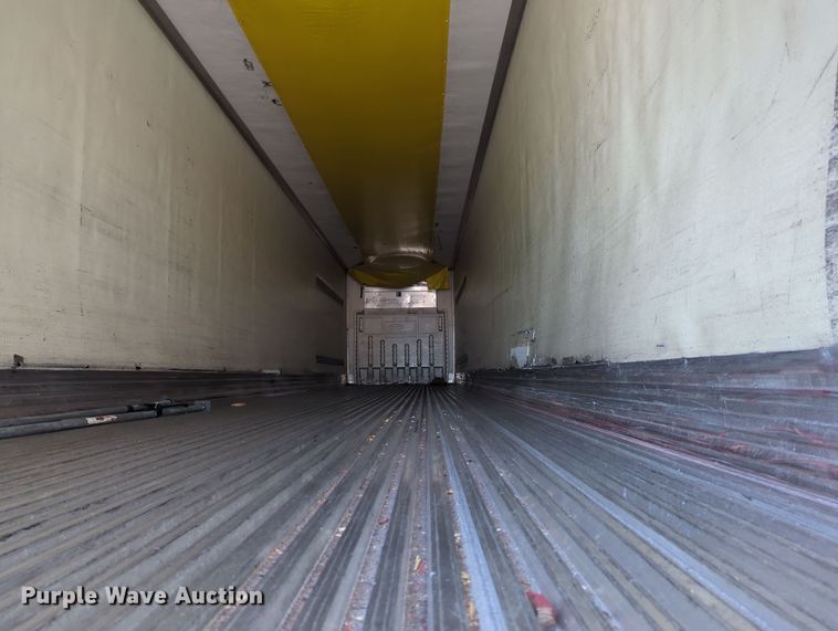 image for item OL9126 2008 Utility  refrigerated van trailer