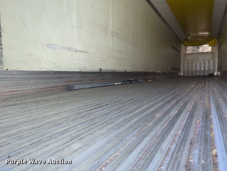 image for item OL9126 2008 Utility  refrigerated van trailer