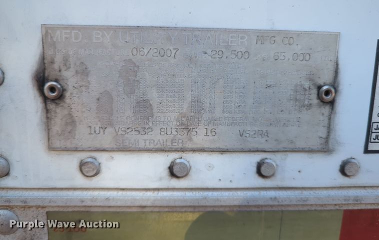 image for item OL9126 2008 Utility  refrigerated van trailer