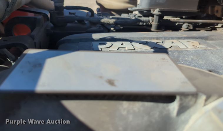 image for item OL9134 2020 Kenworth T680  semi truck