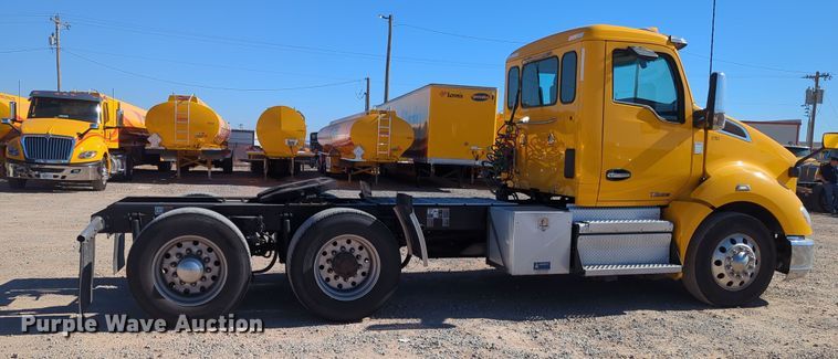 image for item OL9137 2020 Kenworth T680  semi truck