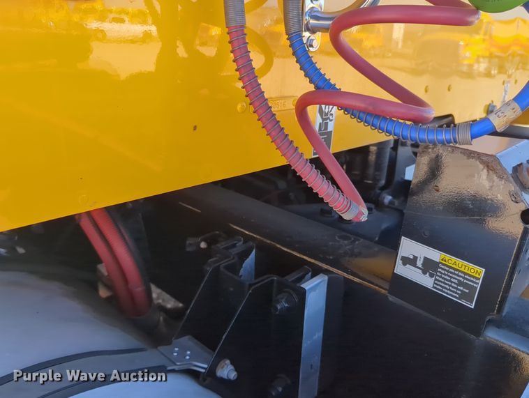 image for item OL9137 2020 Kenworth T680  semi truck