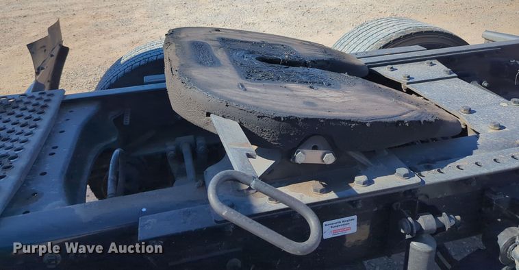 image for item OL9137 2020 Kenworth T680  semi truck