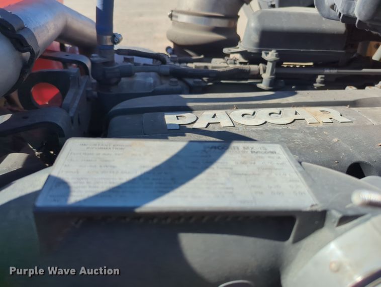 image for item OL9137 2020 Kenworth T680  semi truck