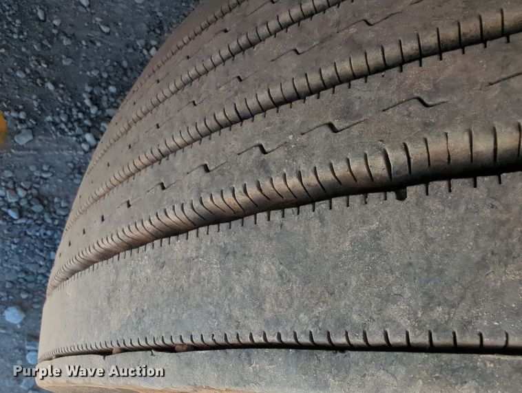 image for item OL9137 2020 Kenworth T680  semi truck