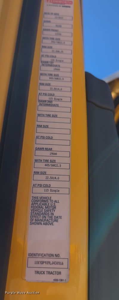 image for item OL9137 2020 Kenworth T680  semi truck