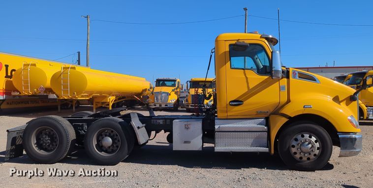 image for item OL9138 2019 Kenworth T680  semi truck