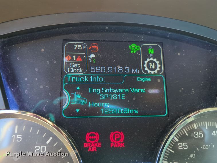 image for item OL9138 2019 Kenworth T680  semi truck