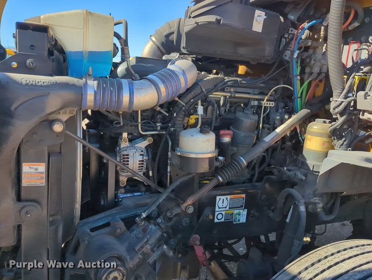 image for item OL9138 2019 Kenworth T680  semi truck