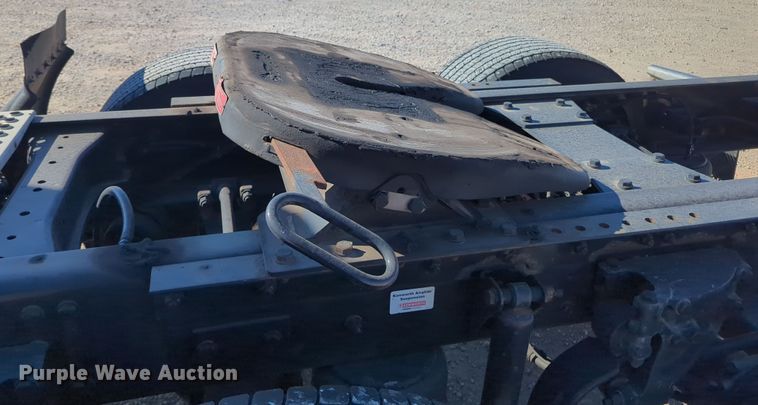 image for item OL9145 2019 Kenworth T680  semi truck