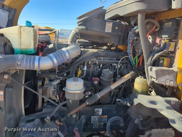 image for item OL9145 2019 Kenworth T680  semi truck