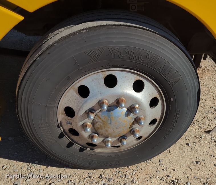 image for item OL9145 2019 Kenworth T680  semi truck