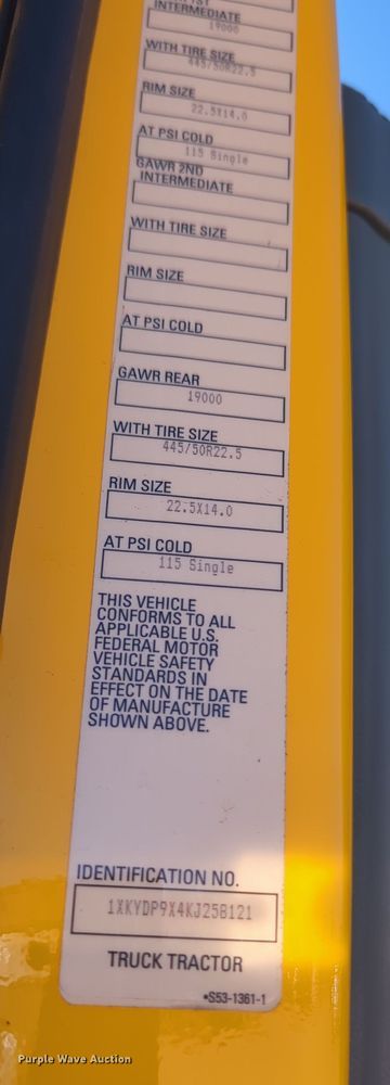 image for item OL9145 2019 Kenworth T680  semi truck