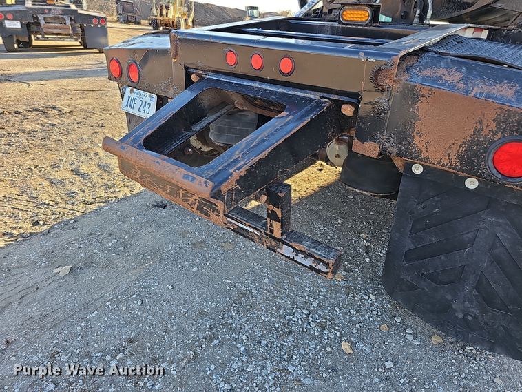 image for item DQ8465 2008 Smithco S3-44-36 side dump trailer