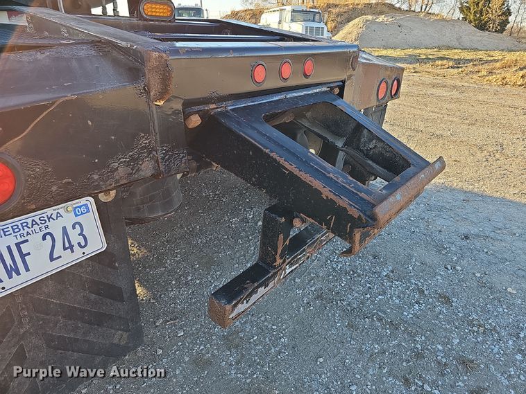 image for item DQ8465 2008 Smithco S3-44-36 side dump trailer