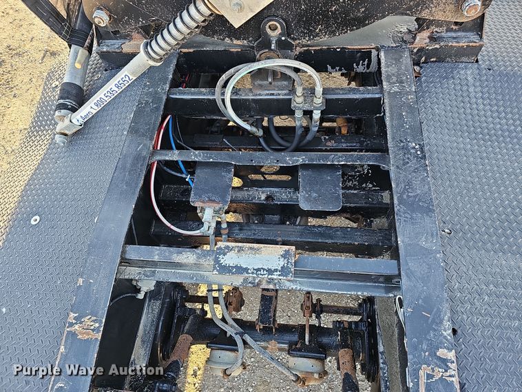 image for item DQ8465 2008 Smithco S3-44-36 side dump trailer