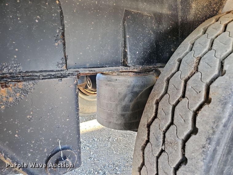 image for item DQ8465 2008 Smithco S3-44-36 side dump trailer