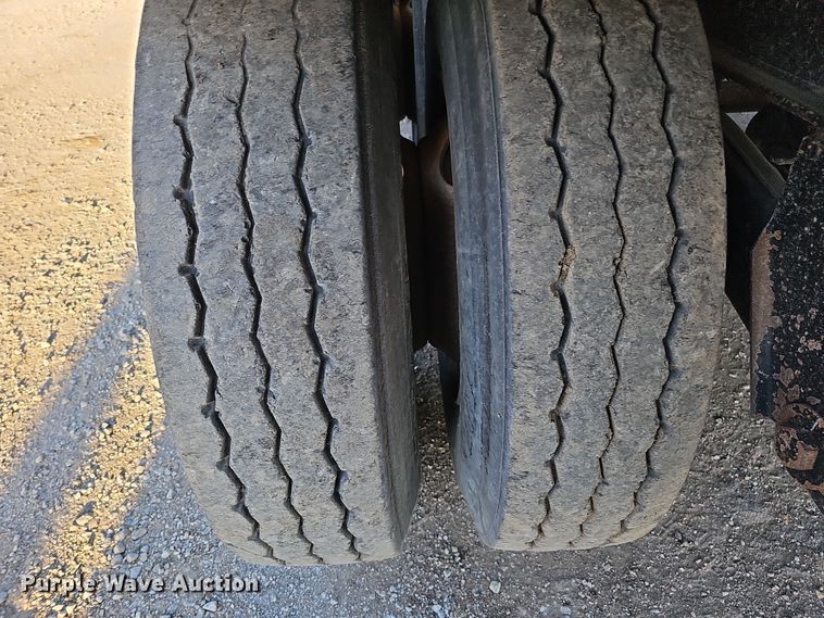 image for item DQ8465 2008 Smithco S3-44-36 side dump trailer