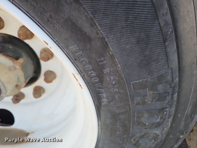 image for item DQ8465 2008 Smithco S3-44-36 side dump trailer