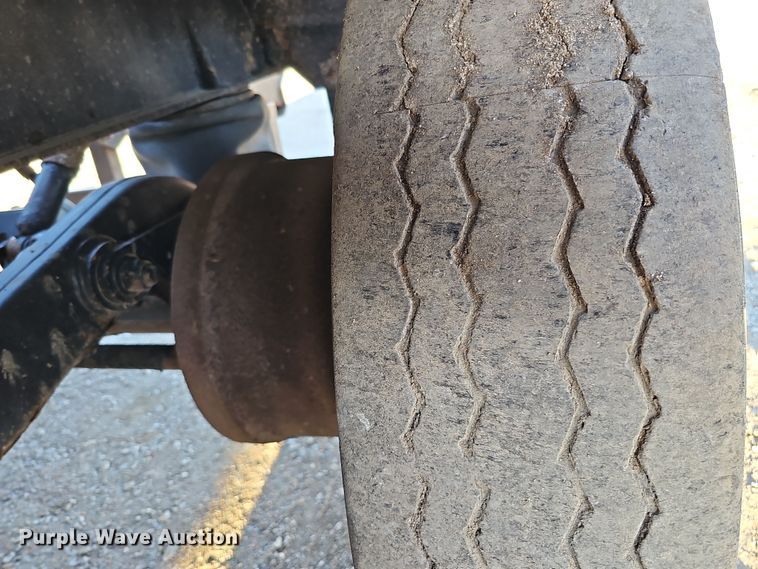 image for item DQ8465 2008 Smithco S3-44-36 side dump trailer