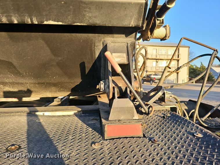 image for item DQ8467 2008 SmithCo S3-44-36 side dump trailer