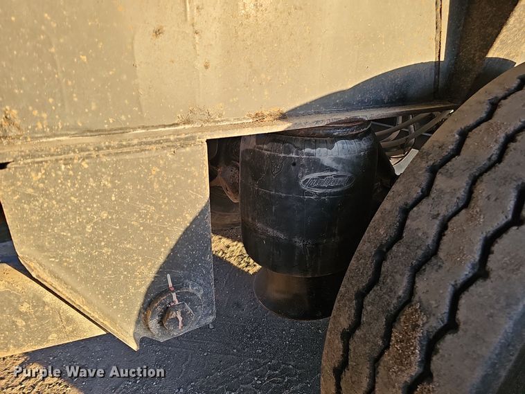 image for item DQ8467 2008 SmithCo S3-44-36 side dump trailer