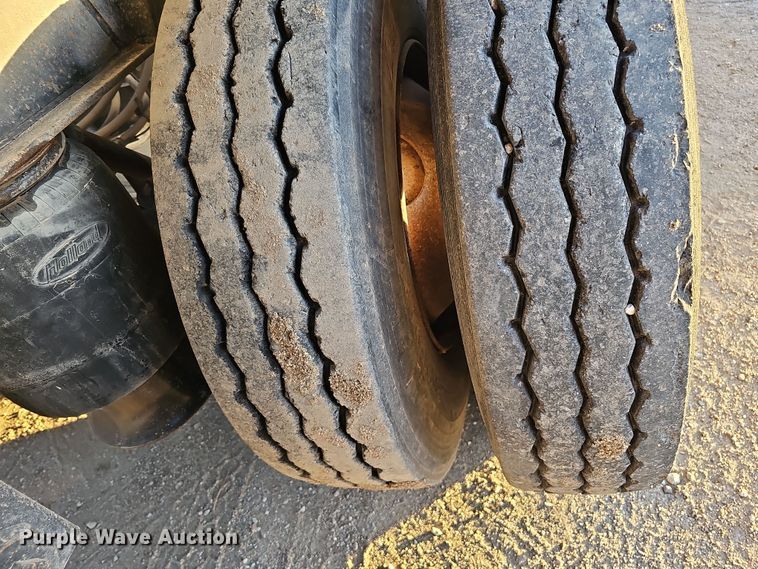 image for item DQ8467 2008 SmithCo S3-44-36 side dump trailer