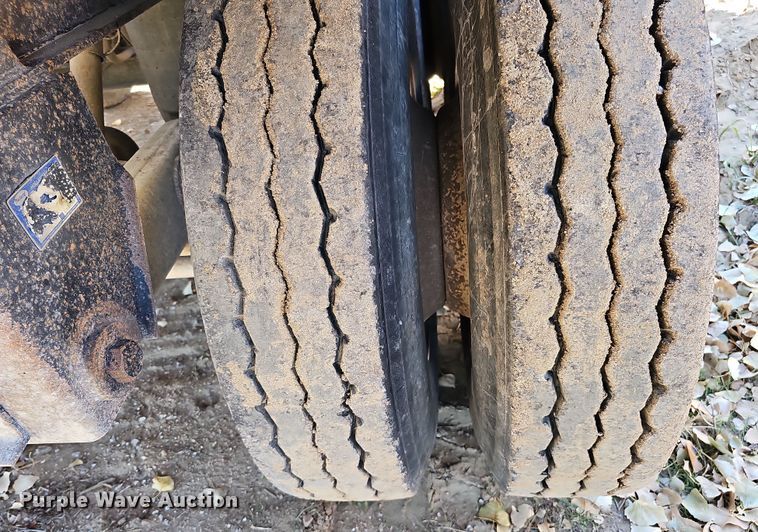 image for item DQ8468 2008 SmithCo S3-44-36 side dump trailer